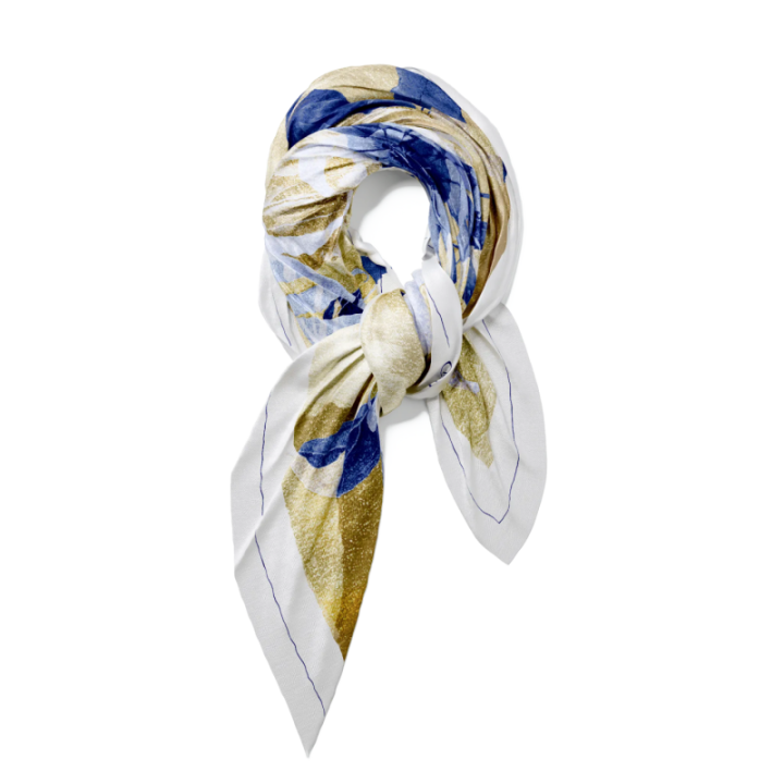 The Promenade Silk - Yellow Gold